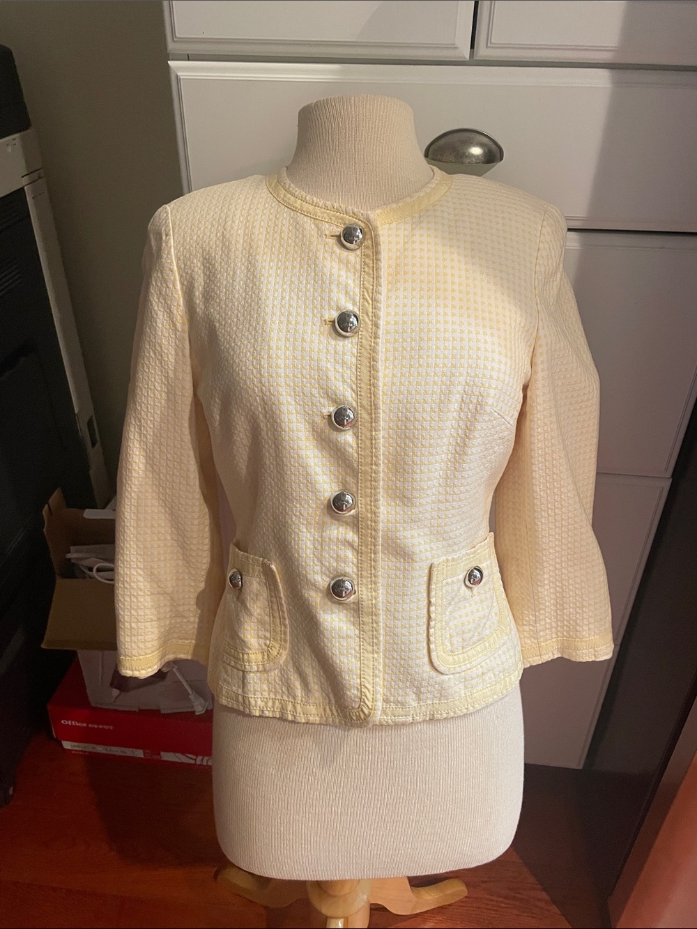 Kasper Pale Yellow Textured Button-Front Blazer